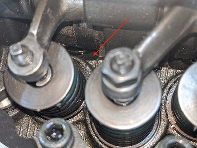 0822 nut dropped in gap inside valve chamber.jpg